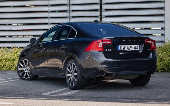 Volvo S60 cena 67500 przebieg: 102700, rok produkcji 2014 z Wrocław małe 436